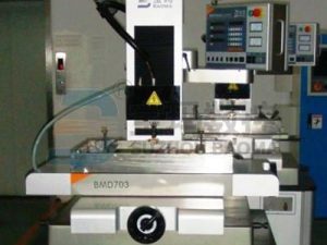MÁY KHOAN XUNG EDM hãng BAOMA dòng BMD703-400