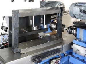 Máy khỏa mặt khoan tâm Đài Loan Lichou LC-600LS